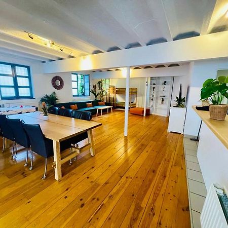 Down Town Oasis-Spacious Loft With Private Parking Brüsszel Kültér fotó